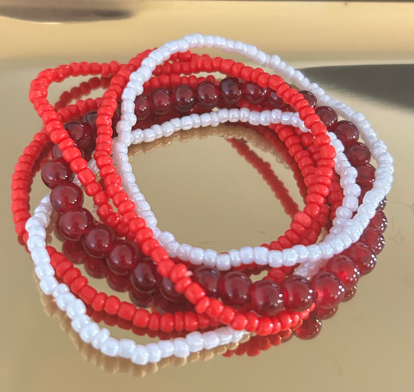 Bright reds set of 6 stretch bracelets